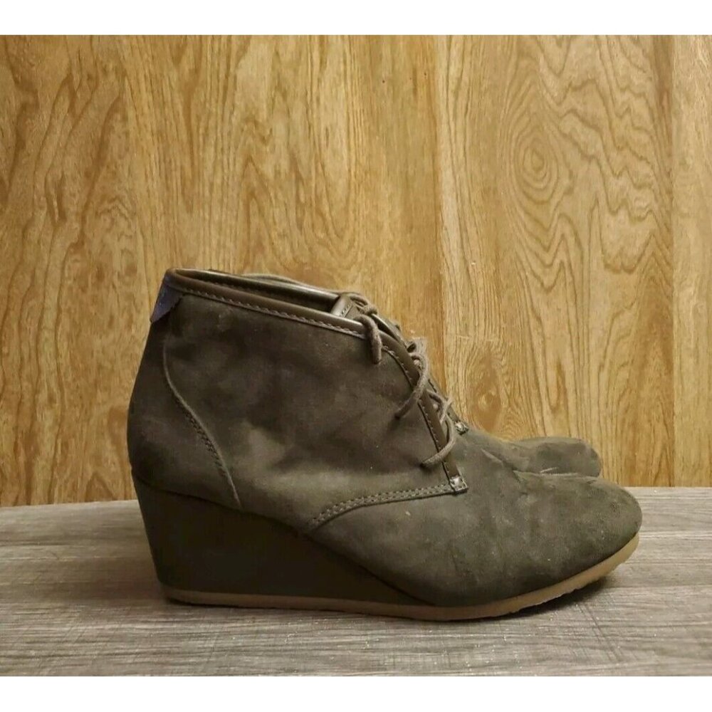 Mad‎ Love Wedge Ankle Booties Womens Size 11 Green